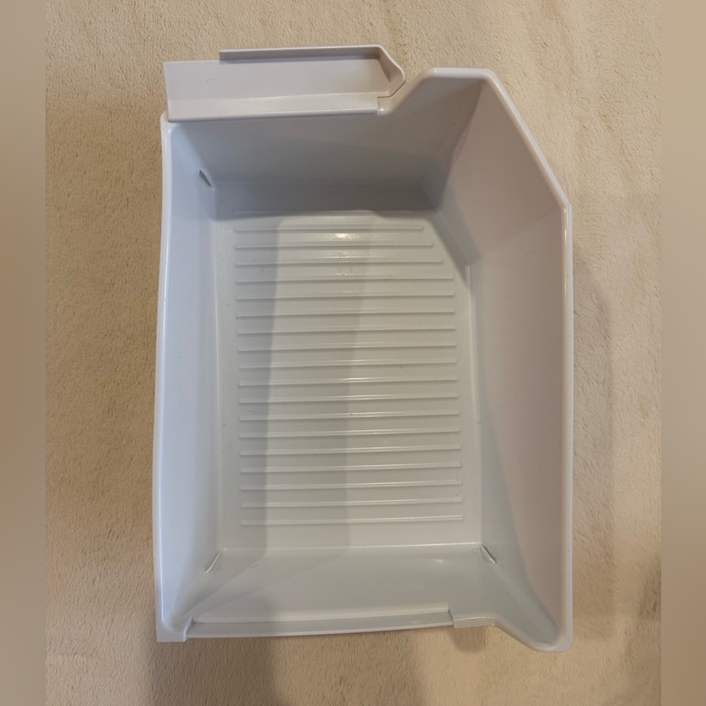 Freezer Ice Bin